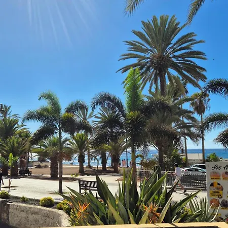 Paseo Maritimo View أرونا