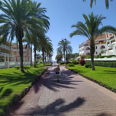 Paseo Maritimo View Apartamento *